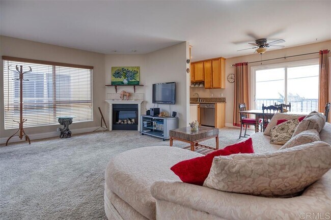 239 Ebony Imperial Beach, CA 91932 photo 3