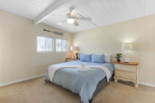 1620 Seacoast Dr Imperial Beach, CA 91932 photo 2