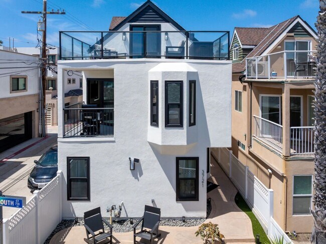 3721 Strandway San Diego, CA 92109 photo 2