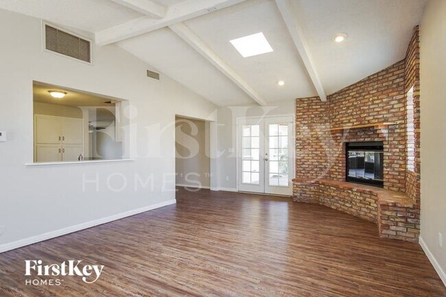 3826 W Villa Rita Dr Glendale, AZ 85308 photo 5