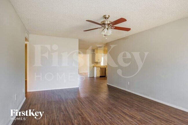 3826 W Villa Rita Dr Glendale, AZ 85308 photo 3