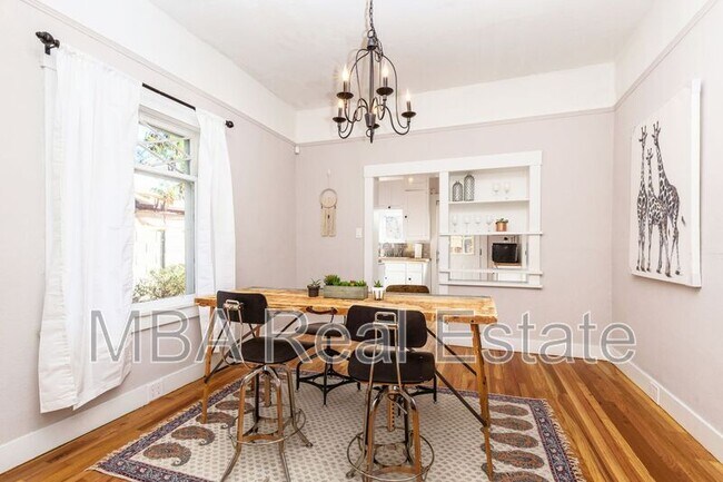 1325 W Woodland Ave Phoenix, AZ 85007 photo 5