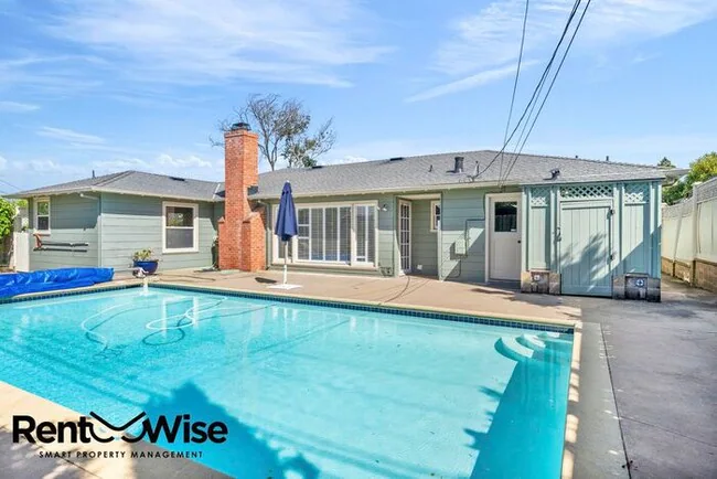 612 Barneson Ave San Mateo, CA 94402 photo 2