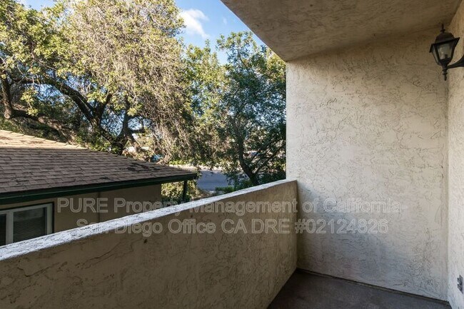 4523 College Way San Diego, CA 92115 photo 4