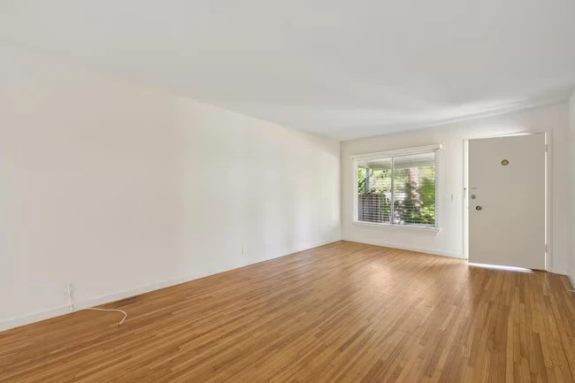 1030 Florence Ln Menlo Park, CA 94025 photo 5