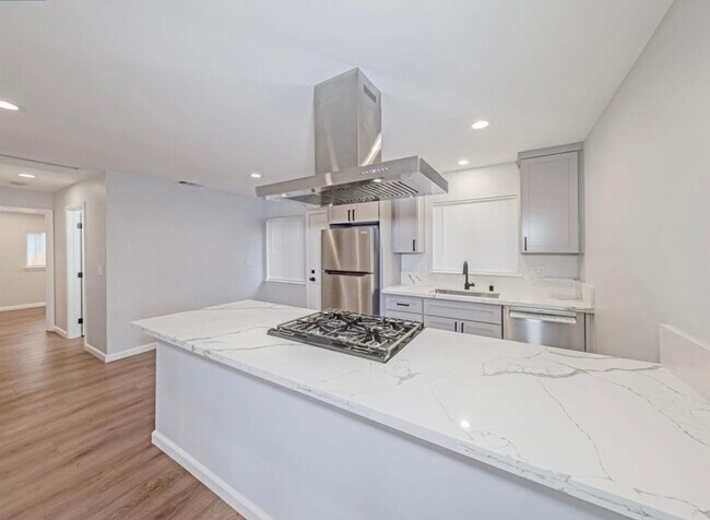 2021 Potrero Avenue, Unit 2021 Rental photo 2