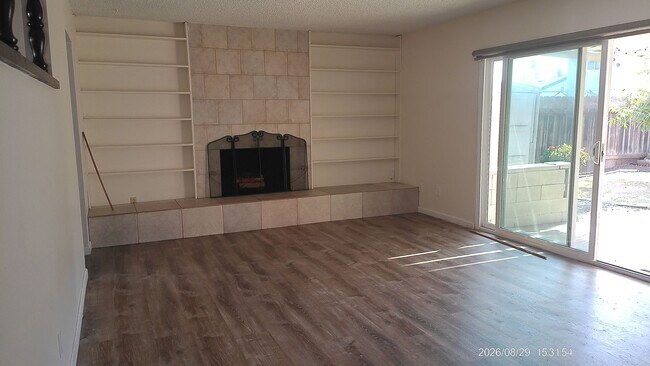 1304 California St photo 3