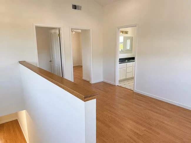 1079 Durham Ct Sunnyvale, CA 94087 photo 3