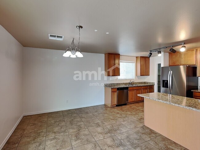 20784 W Hamilton St Buckeye, AZ 85396 photo 4