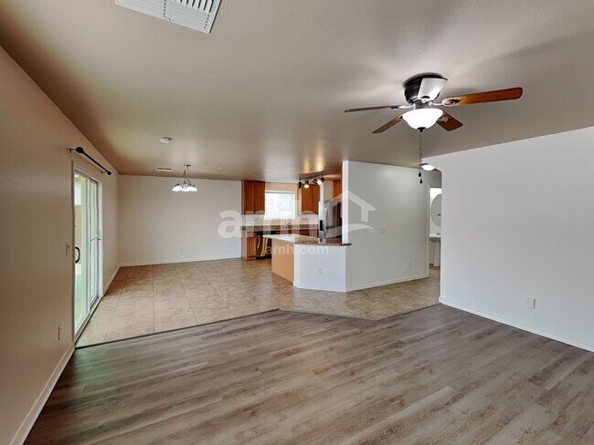 20784 W Hamilton St Buckeye, AZ 85396 photo 5
