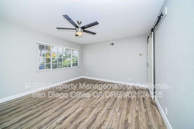 709 Goldenrod St Escondido, CA 92027 photo 2