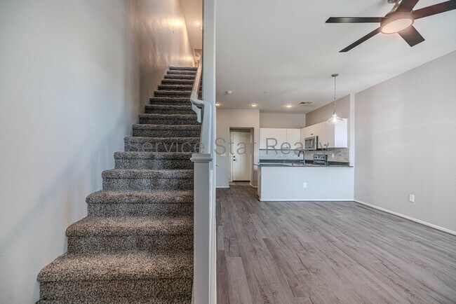 5815 S 23rd Way Phoenix, AZ 85040 photo 4