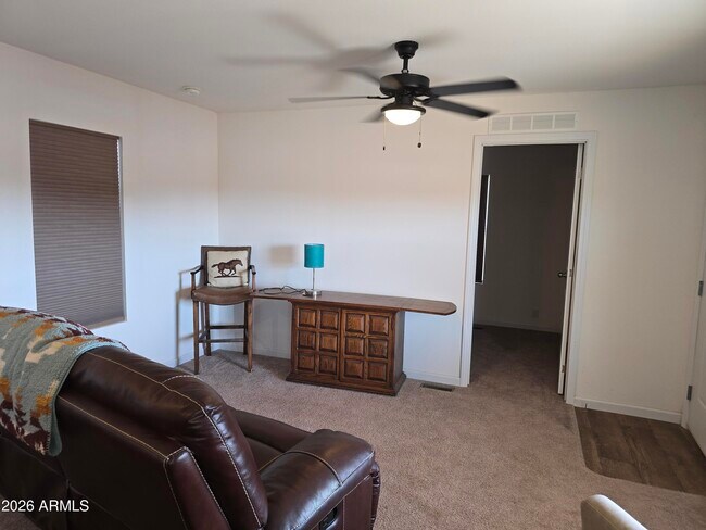 38363 N 250th Ave Morristown, AZ 85342 photo 4