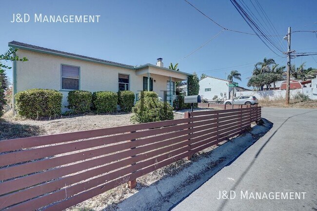 2624 Kew Terrace San Diego, CA 92104 photo 2