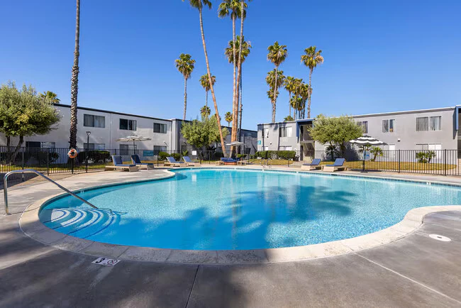 Palms Apartments
