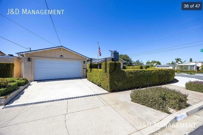4398 Clayford St San Diego, CA 92117