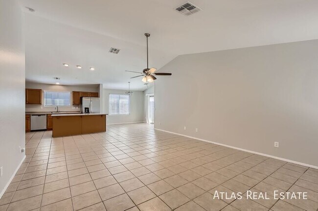 13917 W Country Gables Dr Surprise, AZ 85379 photo 3