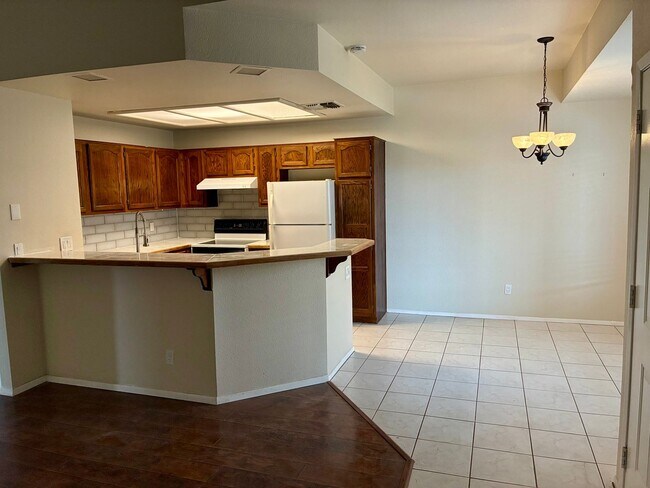 11666 N 28th Dr Phoenix, AZ 85029 photo 5