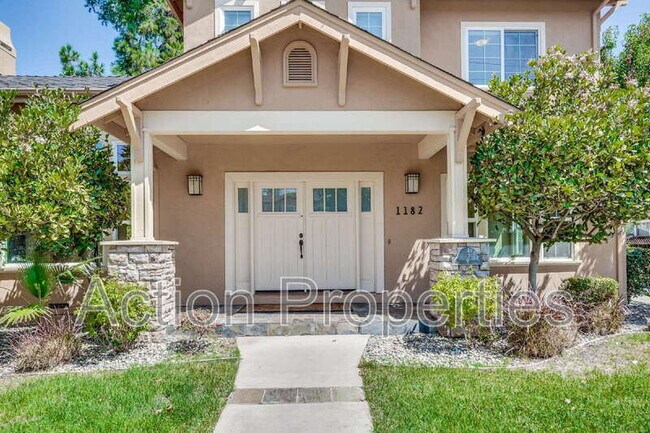 1182 Curtiss Ave photo 3