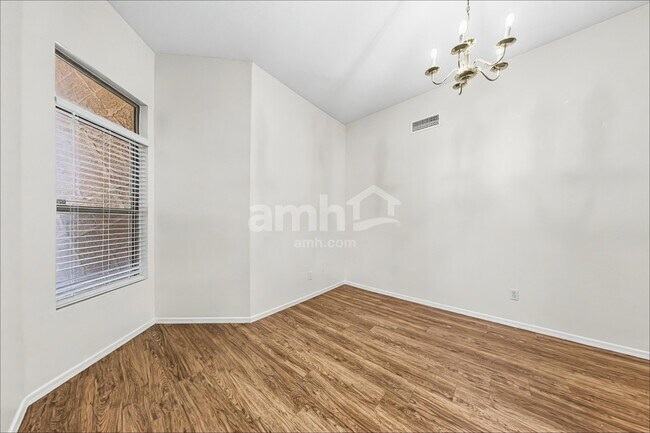 9435 W Pierson St Phoenix, AZ 85037 photo 5