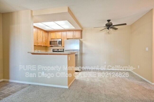 432 Edgehill Ln Oceanside, CA 92054 photo 3