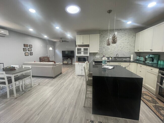 Newly Built Furnished 3 Bed, 2.5 Bath Home in Casa De Oro- Mount Helix photo 2