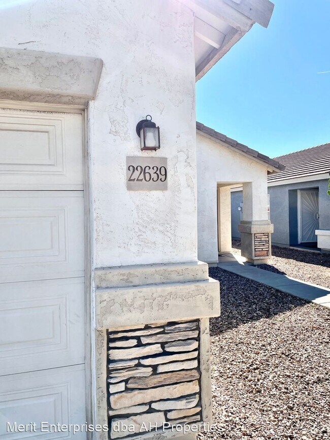 22639 W Mohave St Buckeye, AZ 85326 photo 2