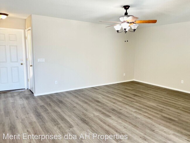 22639 W Mohave St Buckeye, AZ 85326 photo 3