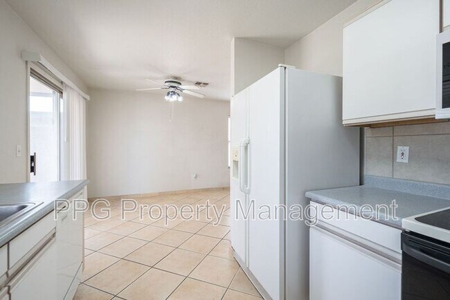 13628 W Fargo Dr Surprise, AZ 85374 photo 5