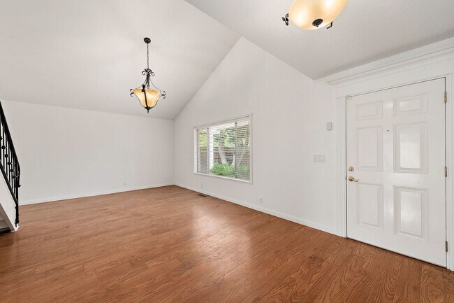3012 Cherry Ave San Jose, CA 95118 photo 4