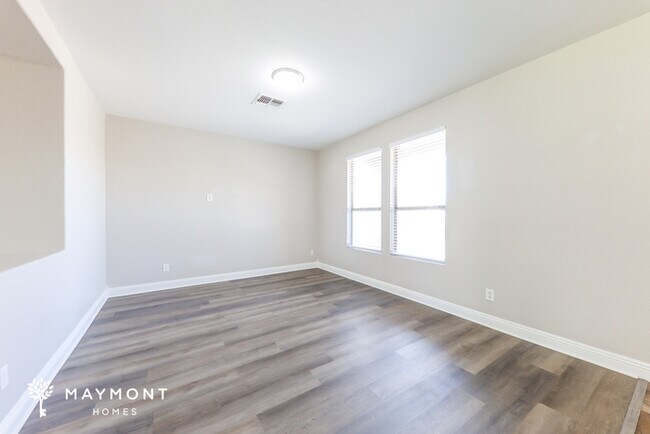 14933 W Columbine Dr Surprise, AZ 85379 photo 5