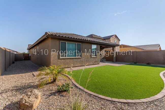 2222 E Palmdale Ln Gilbert, AZ 85298 photo 5