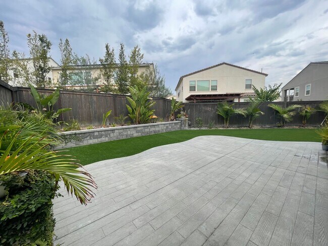 869 Camino Cantera Chula Vista, CA 91913 photo 3