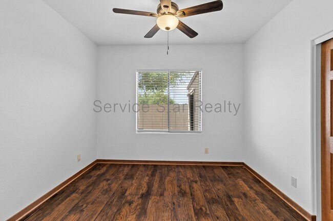 6339 W Paso Trail Phoenix, AZ 85083 photo 4
