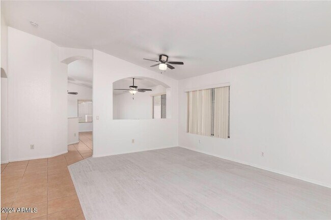 537 East Appaloosa Road, Gilbert, AZ 85296 photo 5