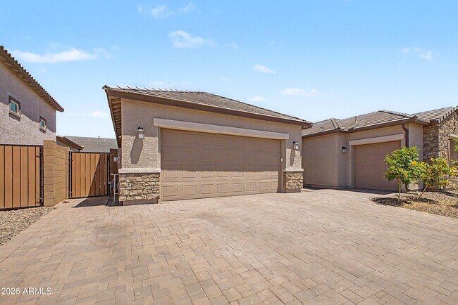 7646 W Desert Spoon Dr Peoria, AZ 85383 photo 4