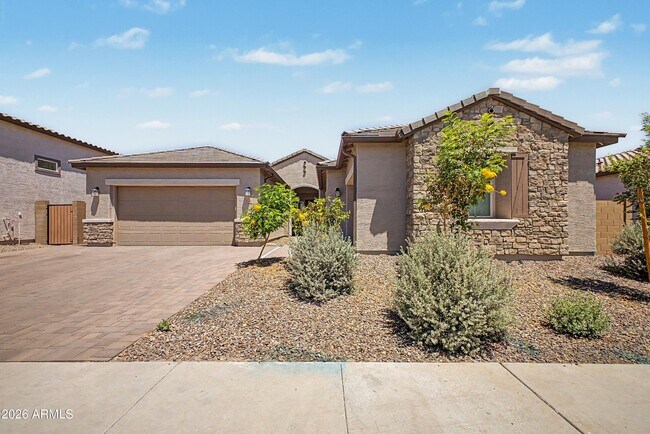 7646 W Desert Spoon Dr Peoria, AZ 85383