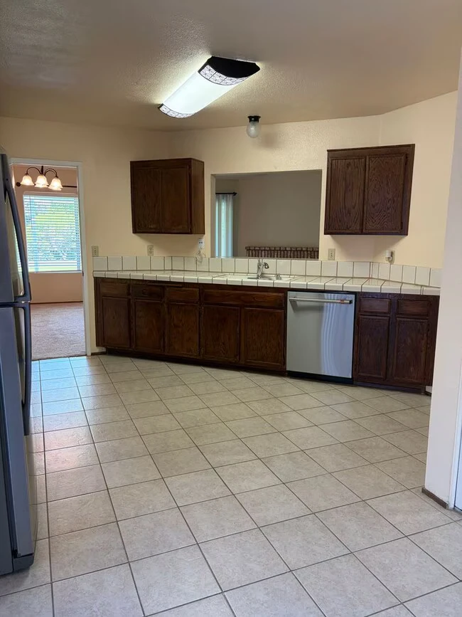 757 Sunningdale Dr Oceanside, CA 92057 photo 4