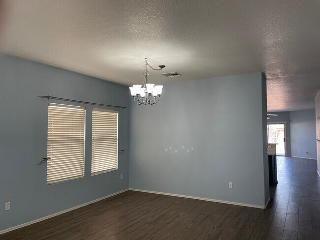 8431 E Neville Ave Mesa, AZ 85209 photo 5