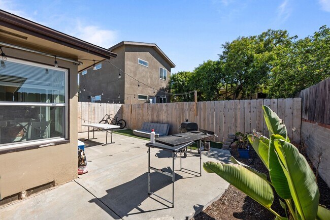 6451 Richard St San Diego, CA 92115 photo 3