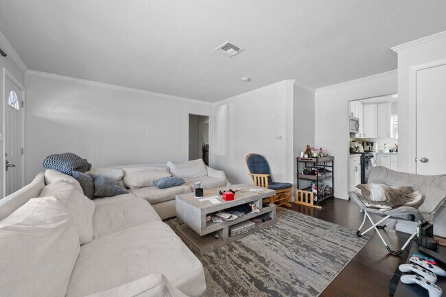 6451 Richard St San Diego, CA 92115
