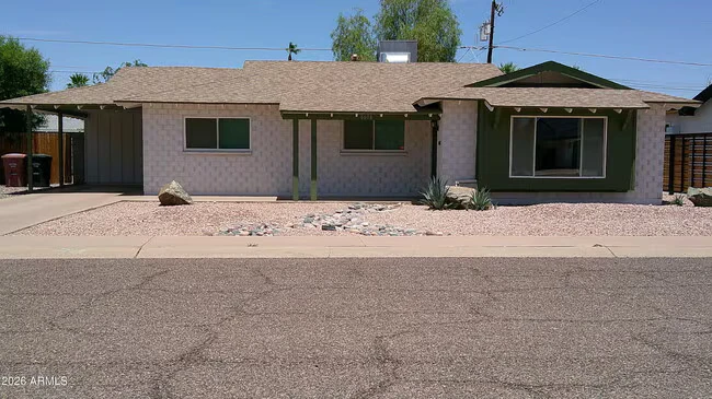 8608 E Highland Ave Scottsdale, AZ 85251 photo 2