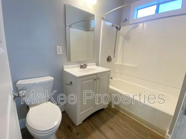 2268 Market St San Diego, CA 92102 photo 5