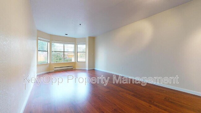 1945 Washington St San Francisco, CA 94109 photo 5