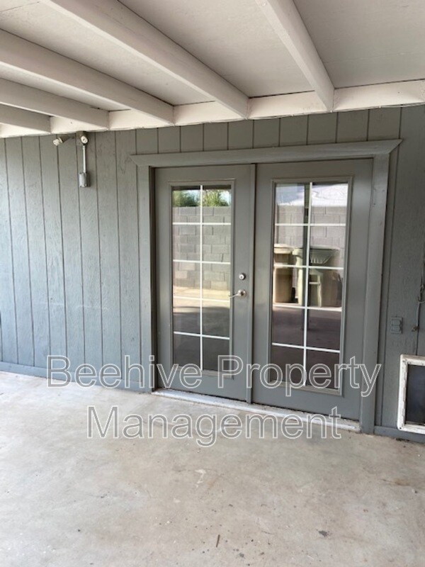 4633 W Sunnyslope Ln Glendale, AZ 85302 photo 4