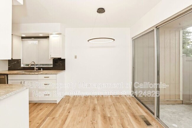 455 Enterprise Dr Rohnert Park, CA 94928 photo 4
