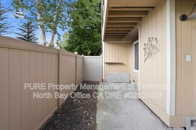 455 Enterprise Dr Rohnert Park, CA 94928 photo 5