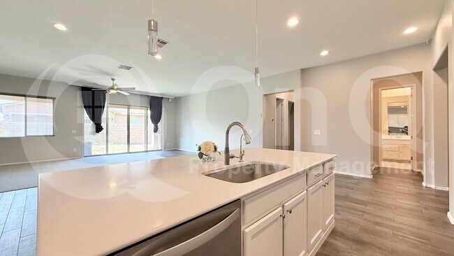 22701 E Avenida Del Valle Queen Creek, AZ 85142 photo 5