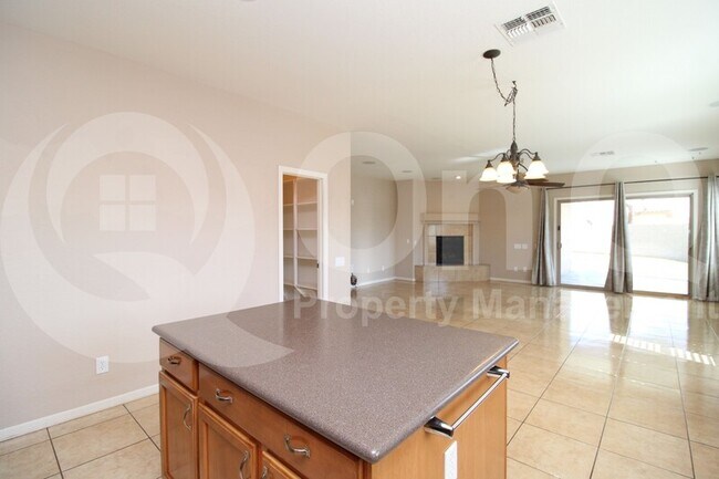 27105 N 52nd Ave Phoenix, AZ 85083 photo 5