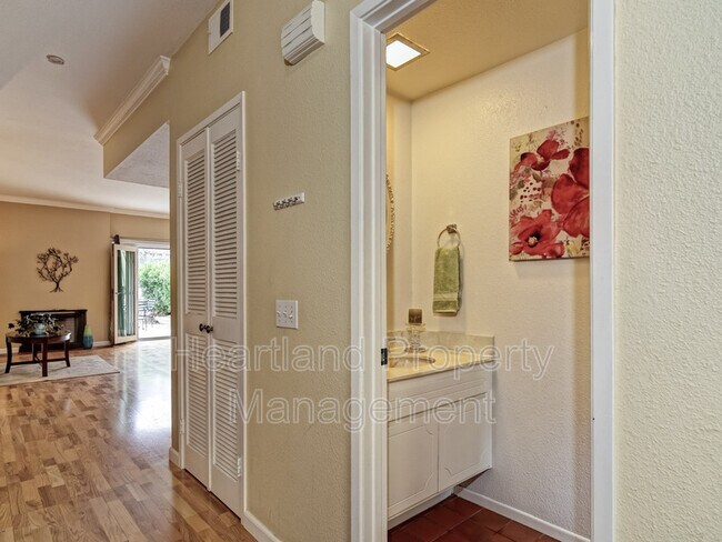 17443 Port Marnock Dr photo 4